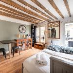 Central Parisian-style Studio Apart - Sentier Paris 