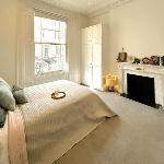 Charming 2BR Flat in Central London