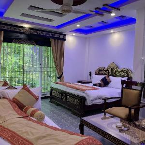 Areesh Hotel & Restaurant
