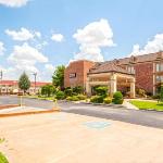 Governors Suites Hotel
