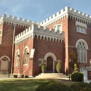 Hotels near Talbott Street Nightclub - The Villa Inn And Restaurant And Spa - Bed And Breakfast
