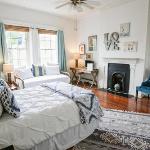 Apartment D · Beautiful, Historic Downtown Studio Apt D
