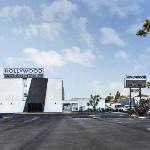 Hollywood Inn Suites Hotel