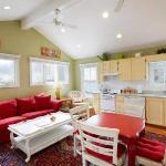 Jones Street! Best Location! Carriage House with Garage Parking