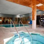 US 131 Motorsports Park Hotels - Best Western PLUS Kalamazoo Suites
