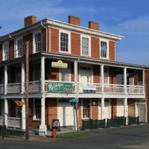 Lafayette Inn & Restaurant