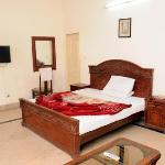 Bright Hotel Lahore 