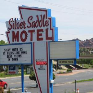 Silver Saddle Motel