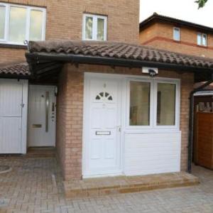 Budget Ensuite Room in Thamesmead