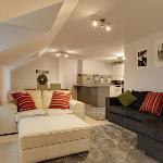 Charming 3BR Penthouse in Bishop's Stortford London 