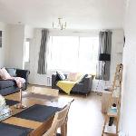 Private Comfortable 2 Bedroom Home away from Home London