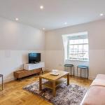 Modern and Stylish Apartment in West Kensington London 