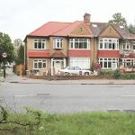 1 loft room in a shared house with 2 bathrooms London