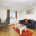 London Heathrow Living Serviced Apartment - Apt 08 London