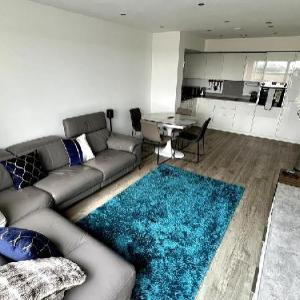 Top Floor Luxury Apartment in London