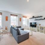 The Fitz n’ Glamour a dazzling 1 BR apt in London