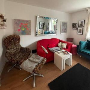 Cosy & Chic 1BD Flat - 6 Minutes to Notting Hill!