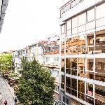 Sleek Flat w French Balcony at heart of Kadıkoy