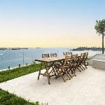 Magnificent Sea View Flat w Garden 9 min to Taksim Istanbul 