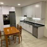 Apartamento completo para 5 personas a 5 minutos del aeropuerto e IFEMA Madrid 