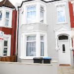 Cricklewood Luxury ensuite rooms London 