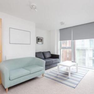 Bright & Airy 1 Bedroom Apartment in Trendy Peckham