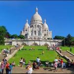 Paris Olympic Games at Paris Sacré Coeur Montmarte et Tour Eiffelin the center of Paris 