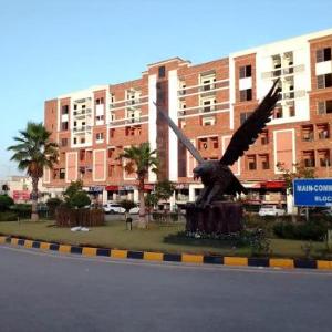 Royal Galaxy Hotel & Residence - Near Islamabad International Airport & Motorway