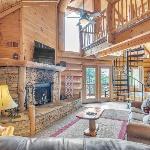 Stunning Views - Amazing Mountain Views cabin Gatlinburg Tennessee