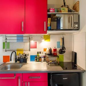 Chic & Vibrant Studio ApartmentPlace d'Italie