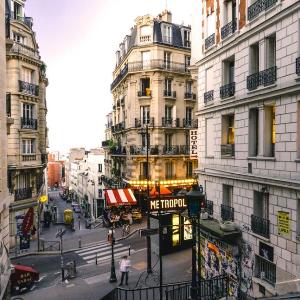 Paris Montmartre Sacre Coeur duplex