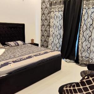 Apna Ghar Apni Dunya