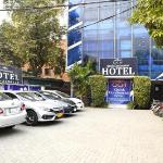 Quick continental Hotel - Jail Road Lahore