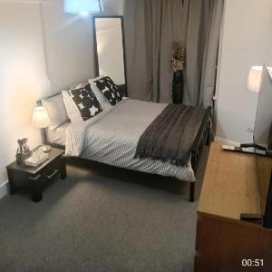 City View London Apartment - Near Canary Wharf