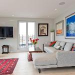 Fabulous 2-bed Penthouse Wimbledon