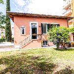 Lovely 2BR House in Beautiful Green Area Rome