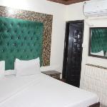 Super Family Guest House Lahore 