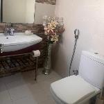 Fully furnished house 2 bed ac Lahore 