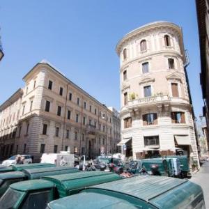 Sunny Apartment Navona Square