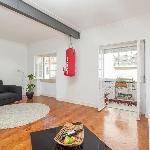 Central 1BD Flat near Lisbon