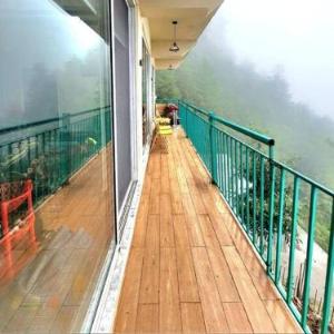 2-Bedroom Retreat Scenic Views