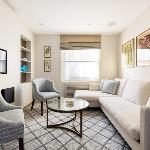 Sunny in Chelsea - Luxurious 3 Bedroom Chelsea Home 