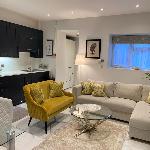 Elegant 2 Bed Flat in Chiswick 