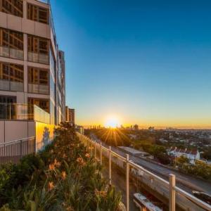 Meriton Suites Bondi Junction