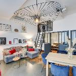 Stylish and sunny 7BD with garden for 17 guests! Paris