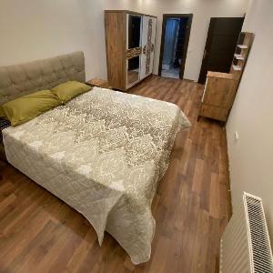 Lovely 3-bed room with 24 hour security