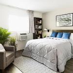 Anderson Civic Center Hotels - Home-Towne Suites Anderson