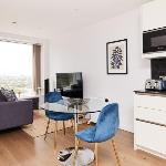 The Elephant and Castle Hideout - Cozy 1BDR Flat with Balcony