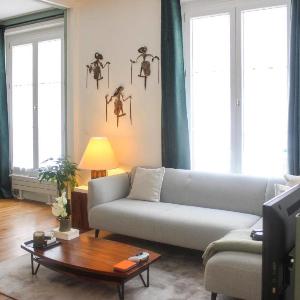 Charming 2-Bedroom Apartment in the 16