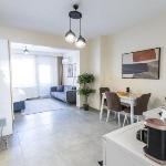 Spacious Central Studio w Balcony Istanbul